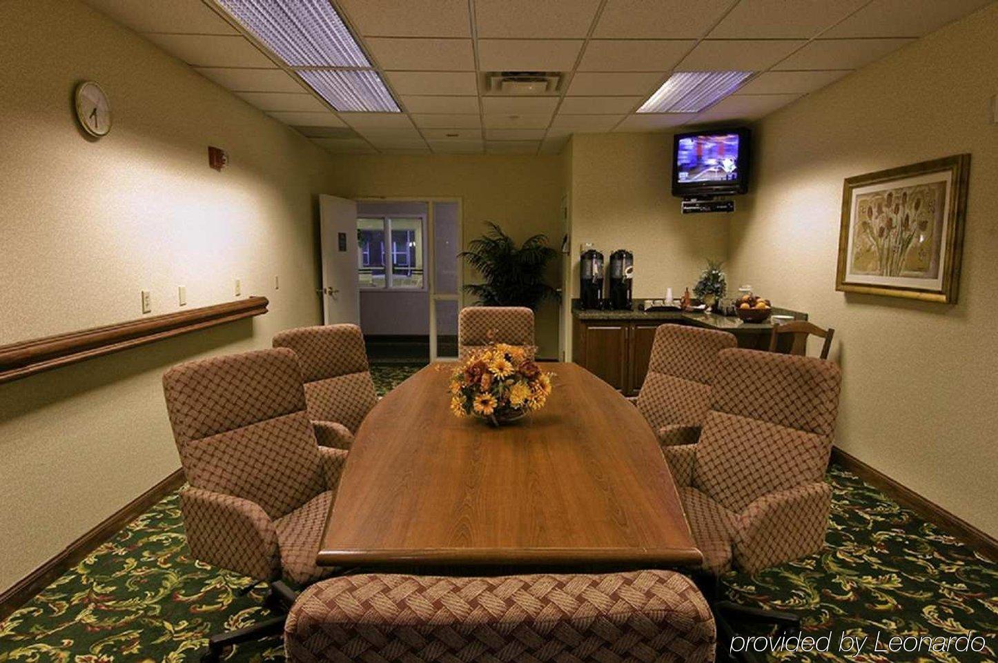 Homewood Suites Rochester-Henrietta Perniagaan gambar